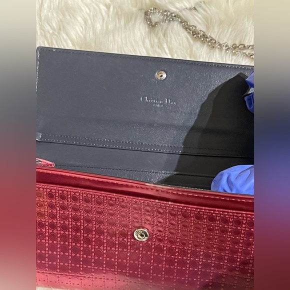 CHRISTIAN DIOR Micro Cannage Patent Leather Lady Dior Wallet On Chain Cl… - Picture 4 of 6